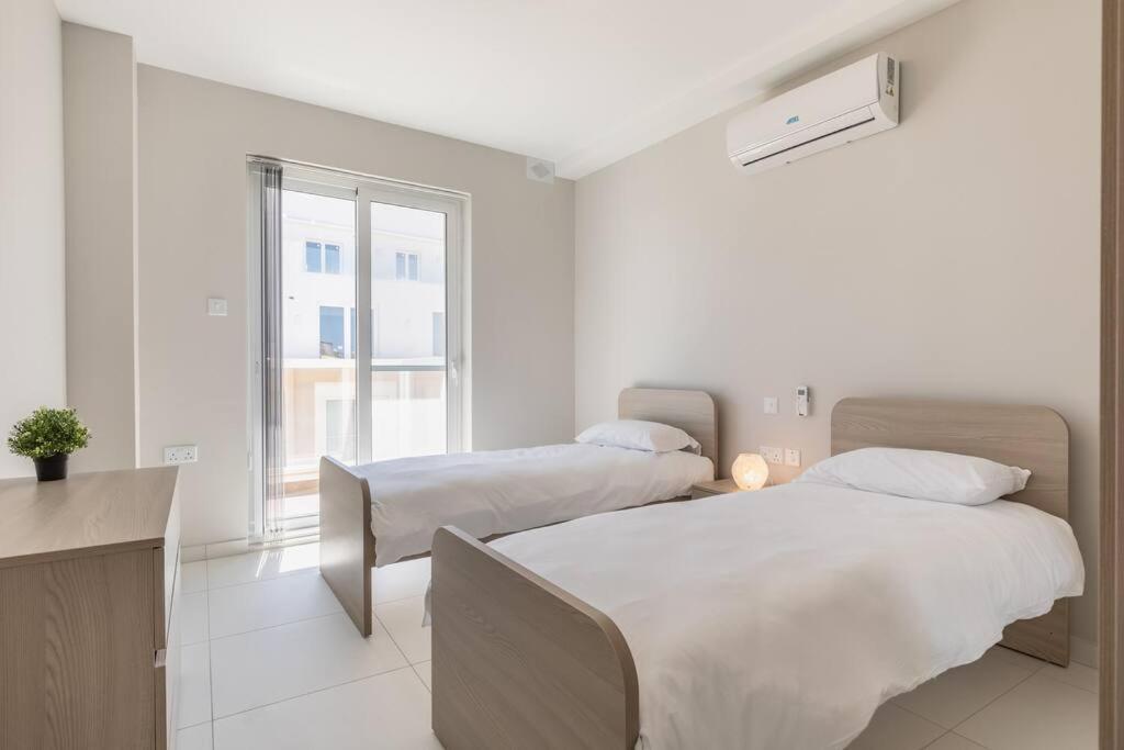 Exquisite Modern Luxury Apt In Central Malta - Walking Distance To The Restaurants & Night Life Is-Swieqi Εξωτερικό φωτογραφία